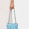 Bolso nano azul brillante