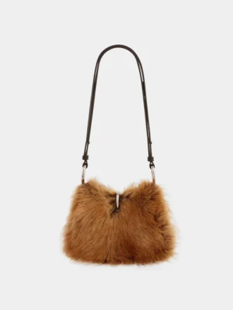 Bolso pequeño de cuero con anillas