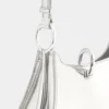 Bolso pequeño de cuero con anillas