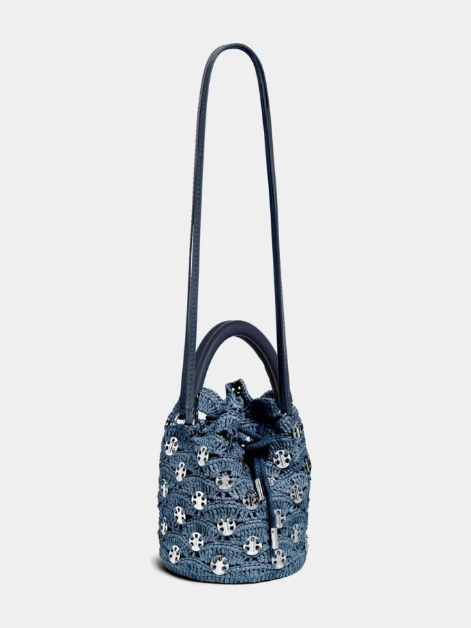 Bolso tipo cubo de rafia azul denim