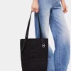 Bolso tote de rafia negro con logotipo