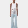 Camiseta sin mangas blanca con aberturas en punto acanalado