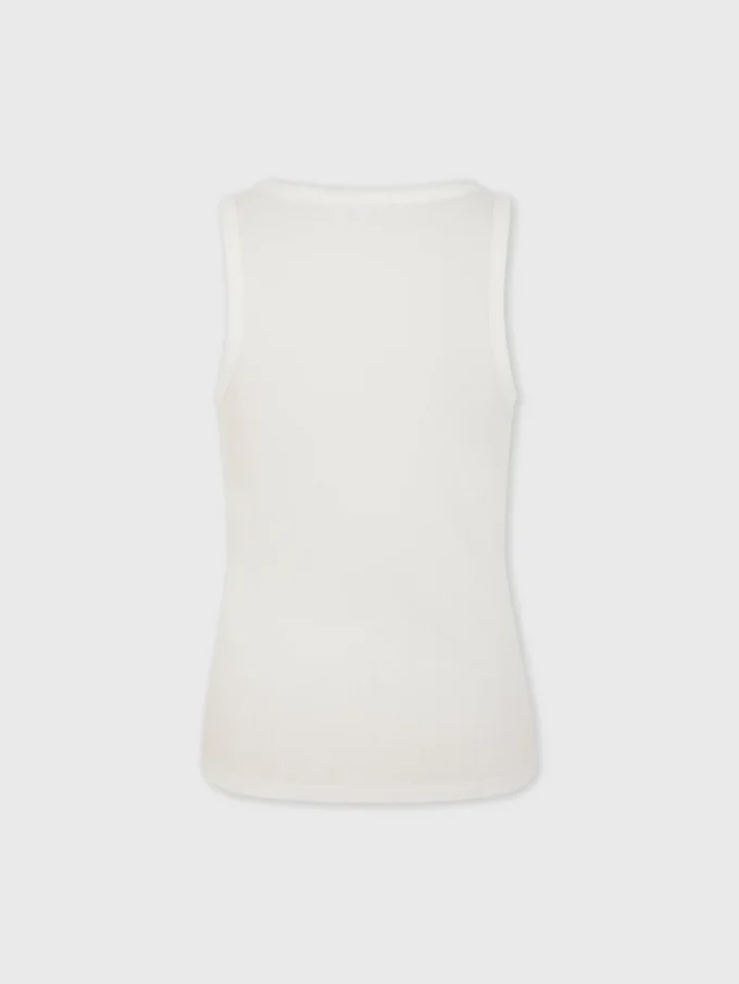 Camiseta sin mangas blanca con detalle perforado característico