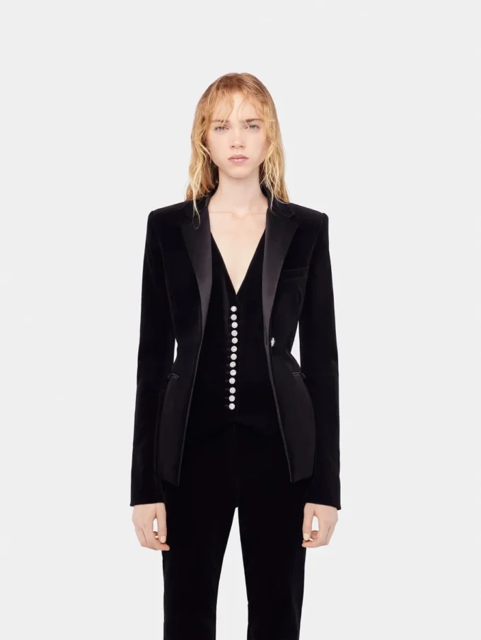 Chaqueta entallada de terciopelo