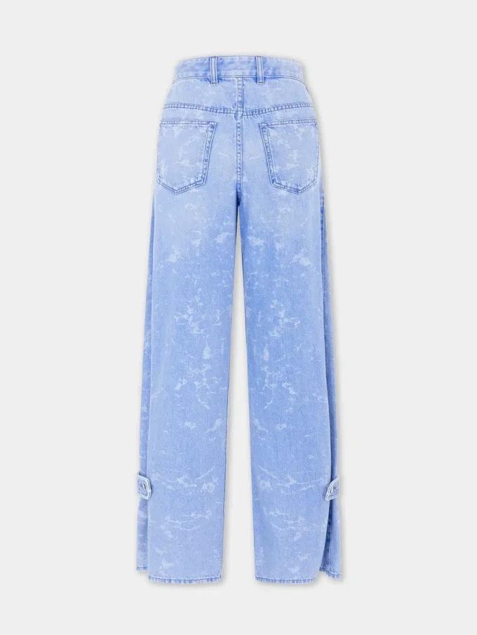 Pantalones de mezclilla holgados