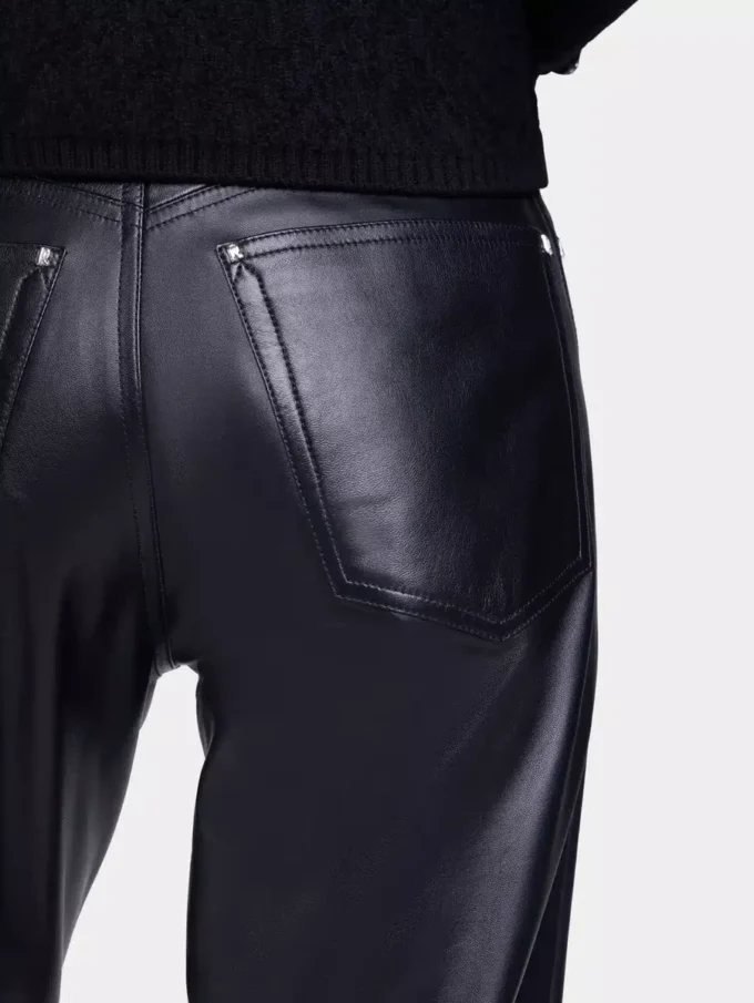 Pantalones de piel