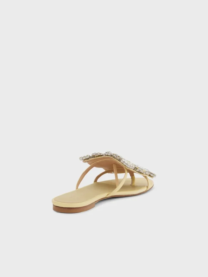 Sandalias planas con pedrería