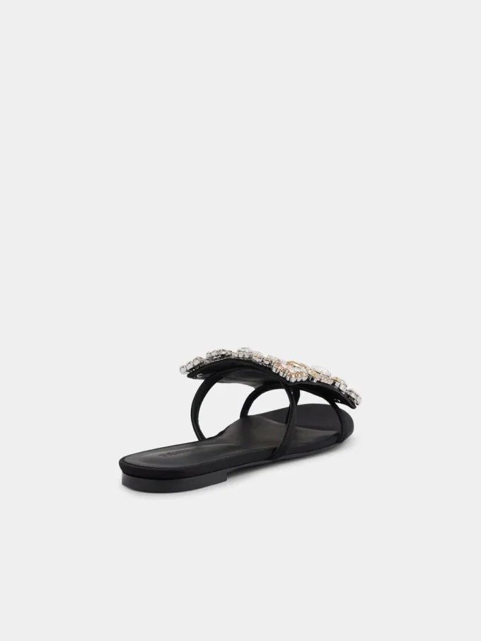 Sandalias planas con pedrería