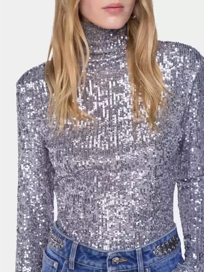 Top de cuello alto con lentejuelas