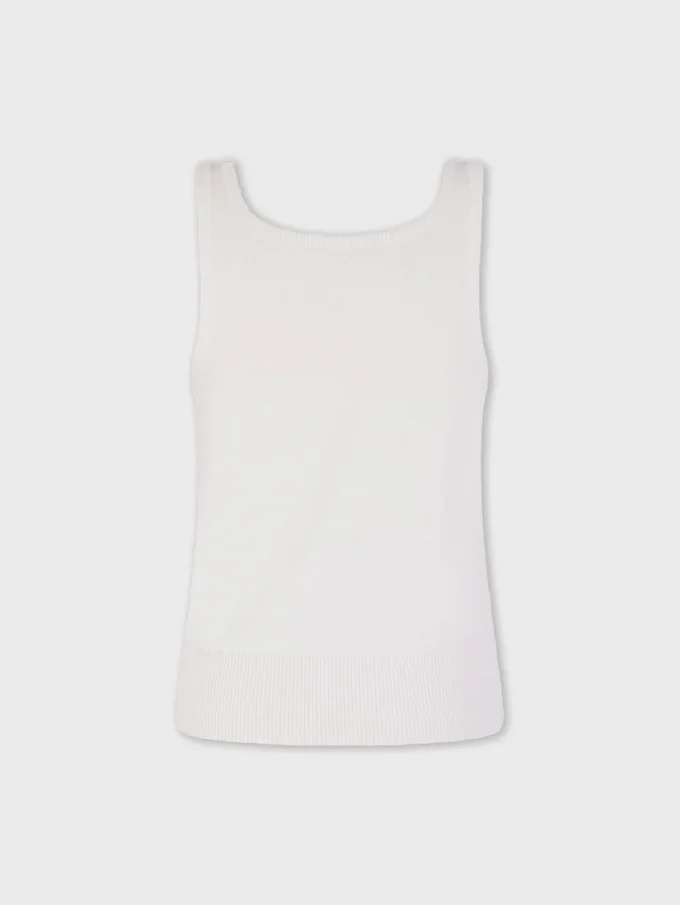 Top de lana bordado