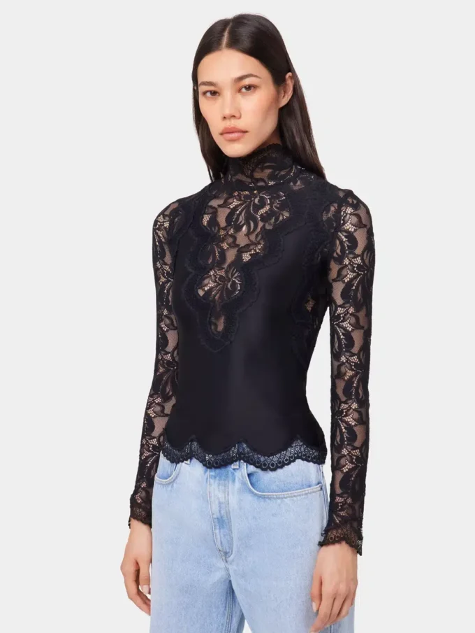 Top negro de manga larga de encaje y jersey