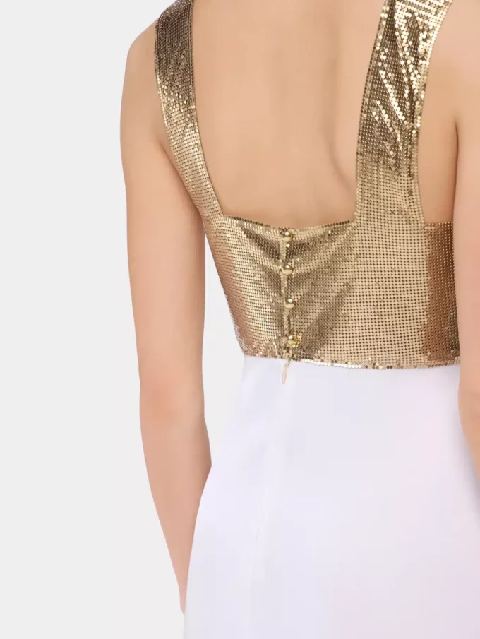 Vestido asimétrico de malla y satén