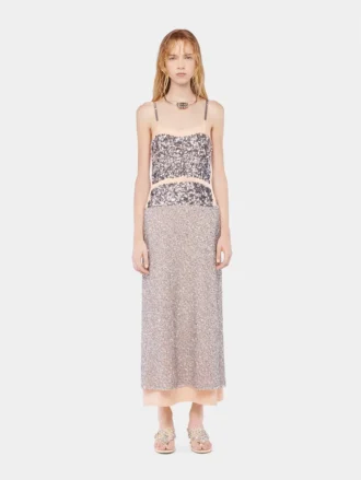 Vestido de gasa con lentejuelas plateadas