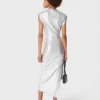 Vestido drapeado plateado con cierre de presión en lurex