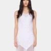 Vestido largo blanco sin mangas de muselina y satén