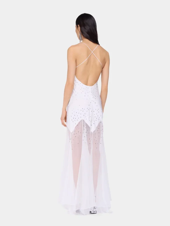 Vestido largo blanco sin mangas de muselina y satén