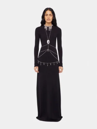 Vestido largo de punto sin espalda con bordados