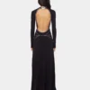 Vestido largo de punto sin espalda con bordados