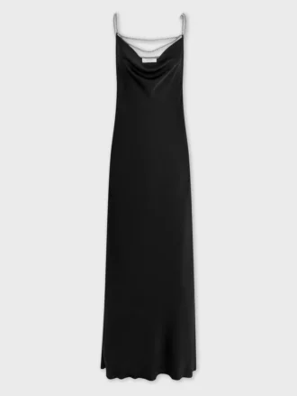 Vestido largo de satén con detalles de cadenas